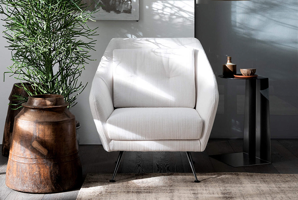 Duke Armchair