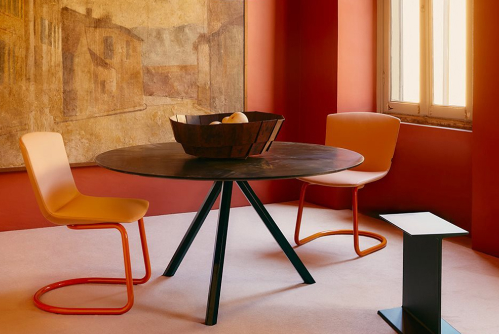 HEB Round Dining Table thumb