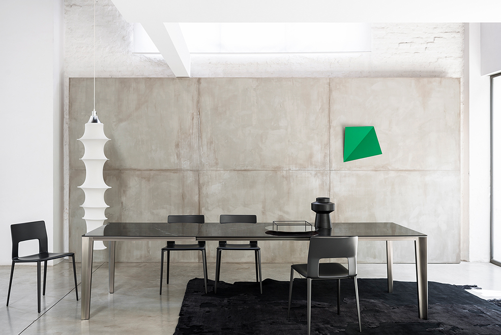 Skin Dining Table thumb