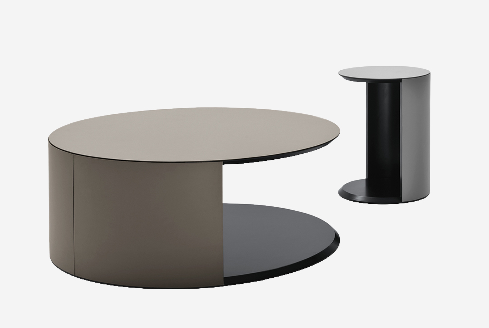 Papier Coffee Table