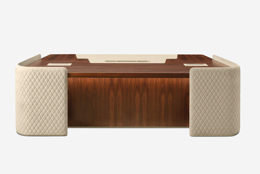 Royal Desk