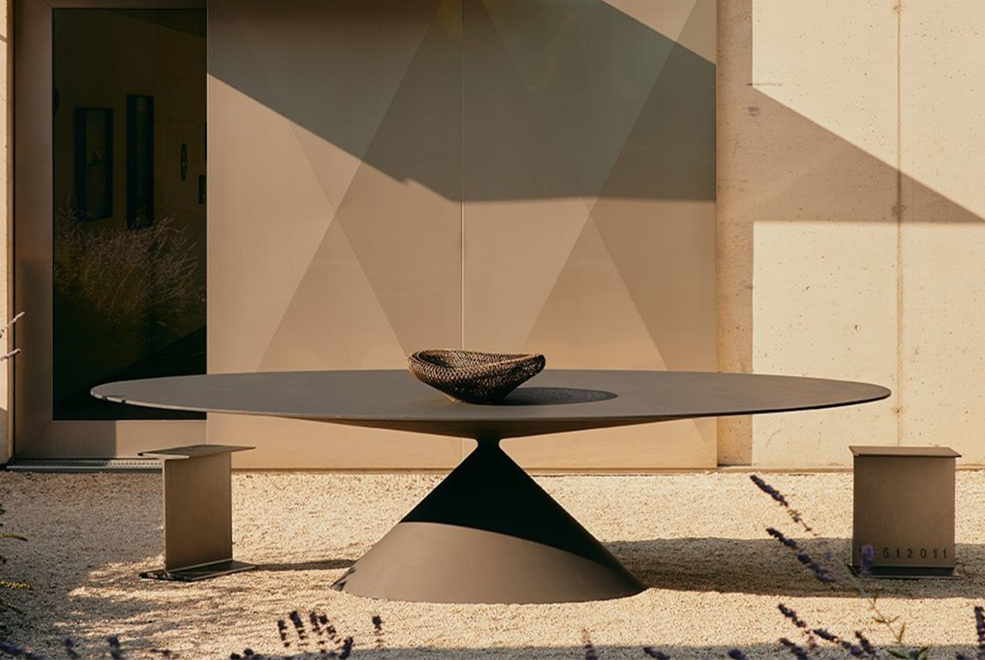 Maxi Clay Dining Table thumbnail