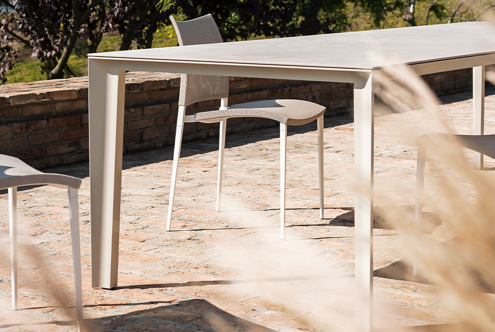 Skin Dining Table thumbnail