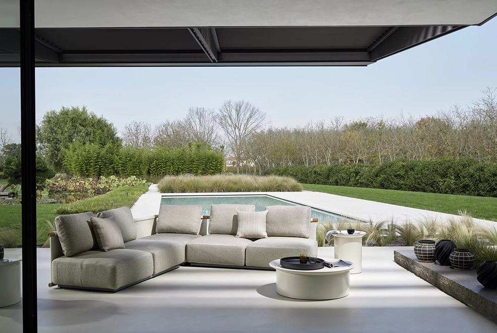 Hashi Sofa Outdoor