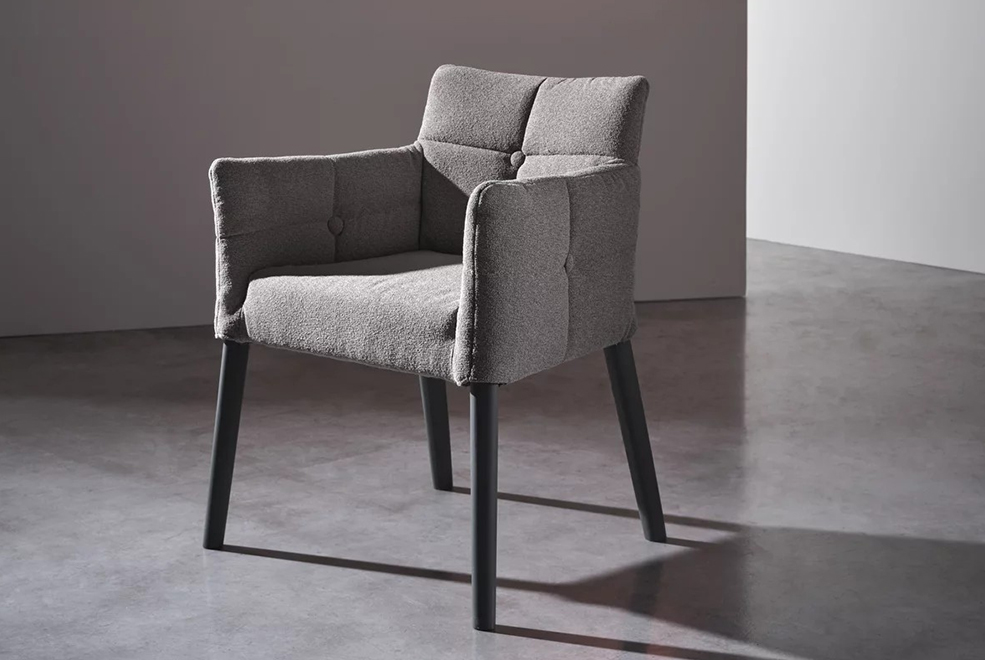 Mae Armchair
