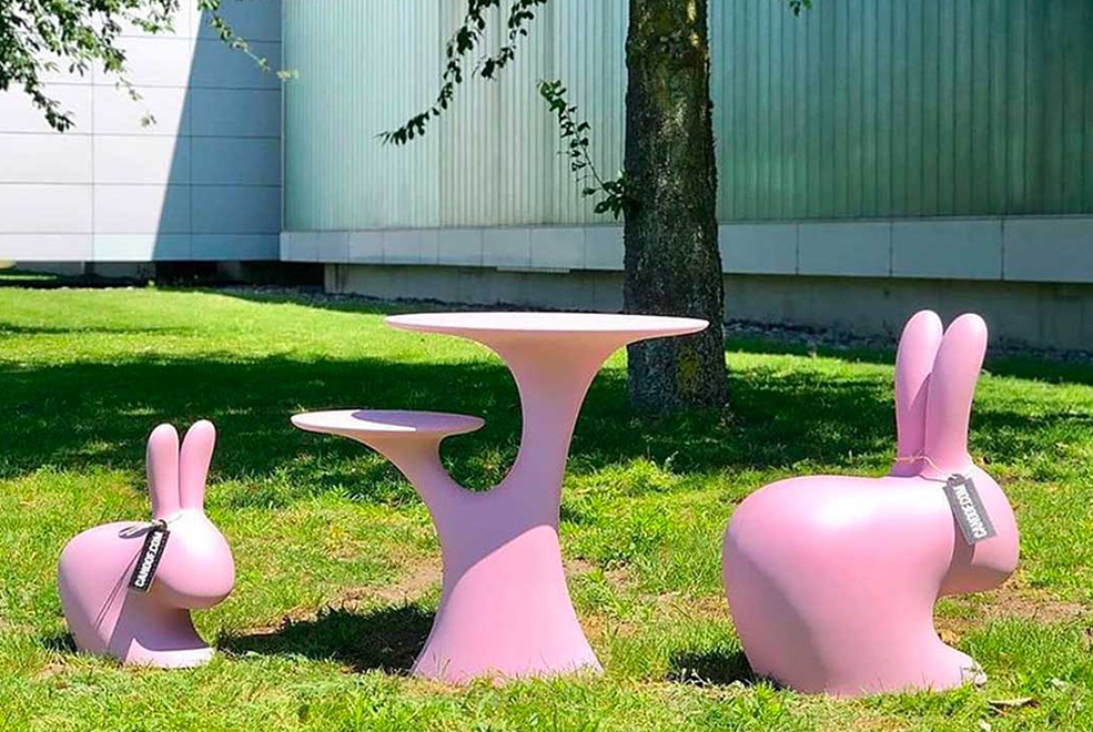 Rabbit Tree Table Outdoor