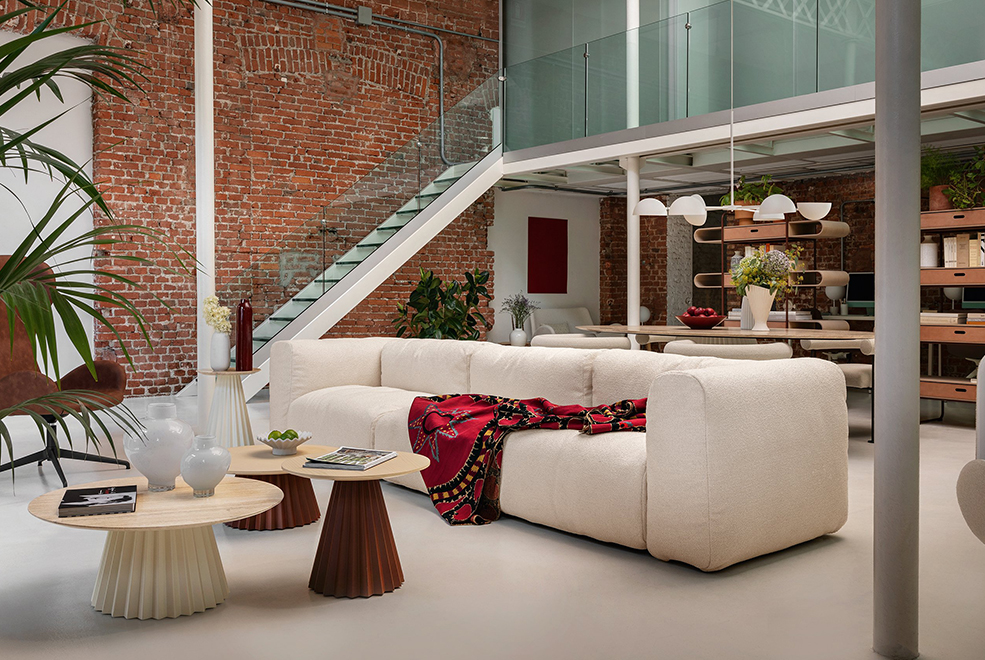 Plisse Table gallery