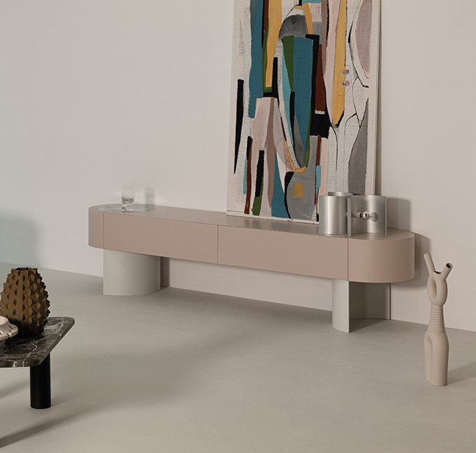 Lip Side Table gallery