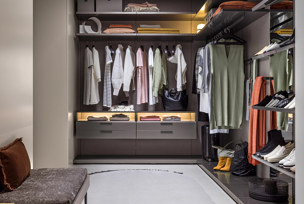 Walk-in Break Wardrobe gallery