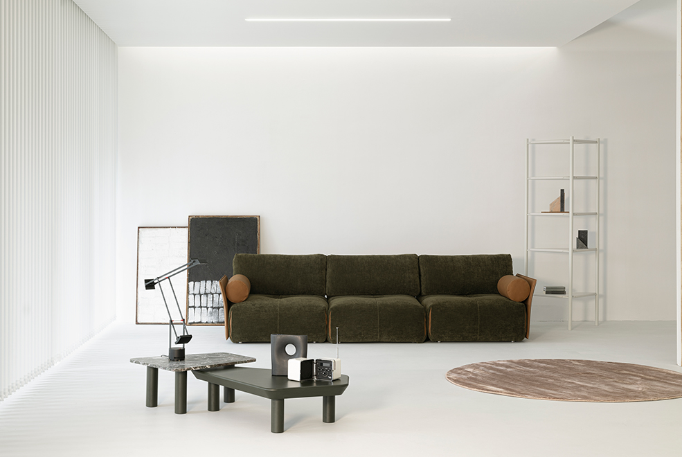 Tab 2022 Sofa gallery