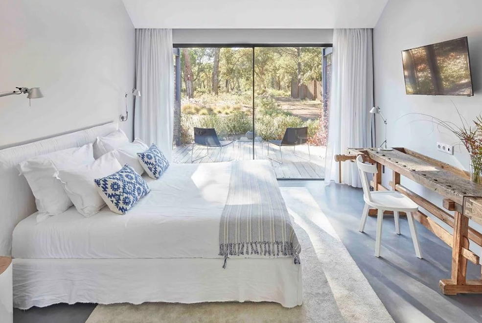 Ghost Bed gallery