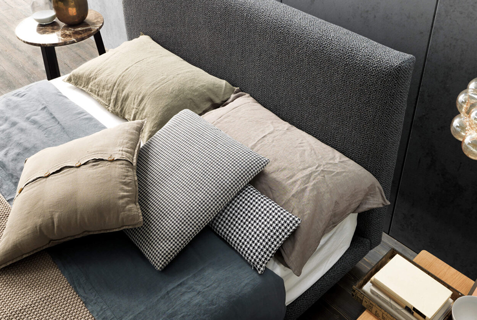 Esstential Bed gallery